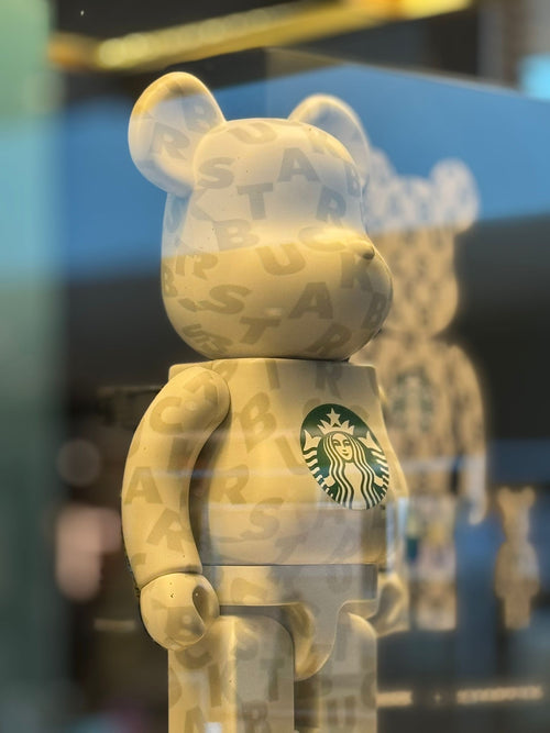 Starbucks x Medicom Toy Bearbrick collaboration